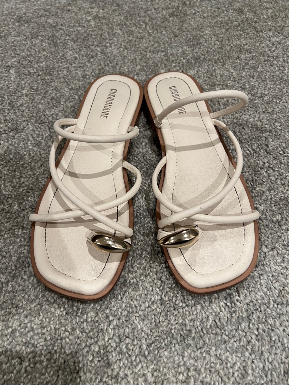 Cusionaire Cream Strappy Toe-Ring Sandals